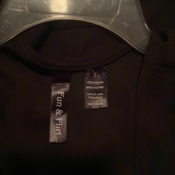 Light weight, see through, sultry top! - Picture 5 of 5